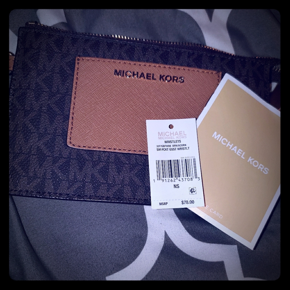 Michael Kors Wristlet